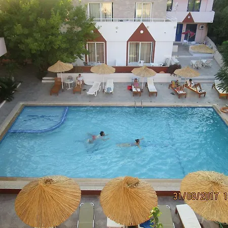 Hotel apartamentowy Saint Konstantin 2*